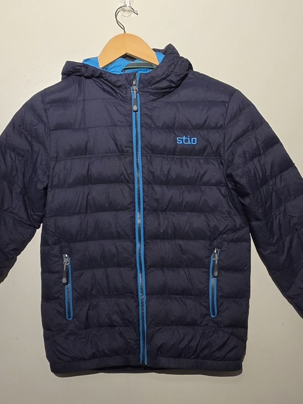 Stio Kids Navy Hooded Puffer Jacket with Blue Trim
